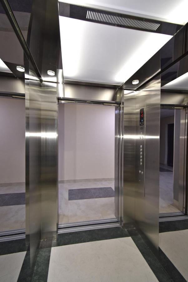 Home4You City Center Apartments エレバン エクステリア 写真