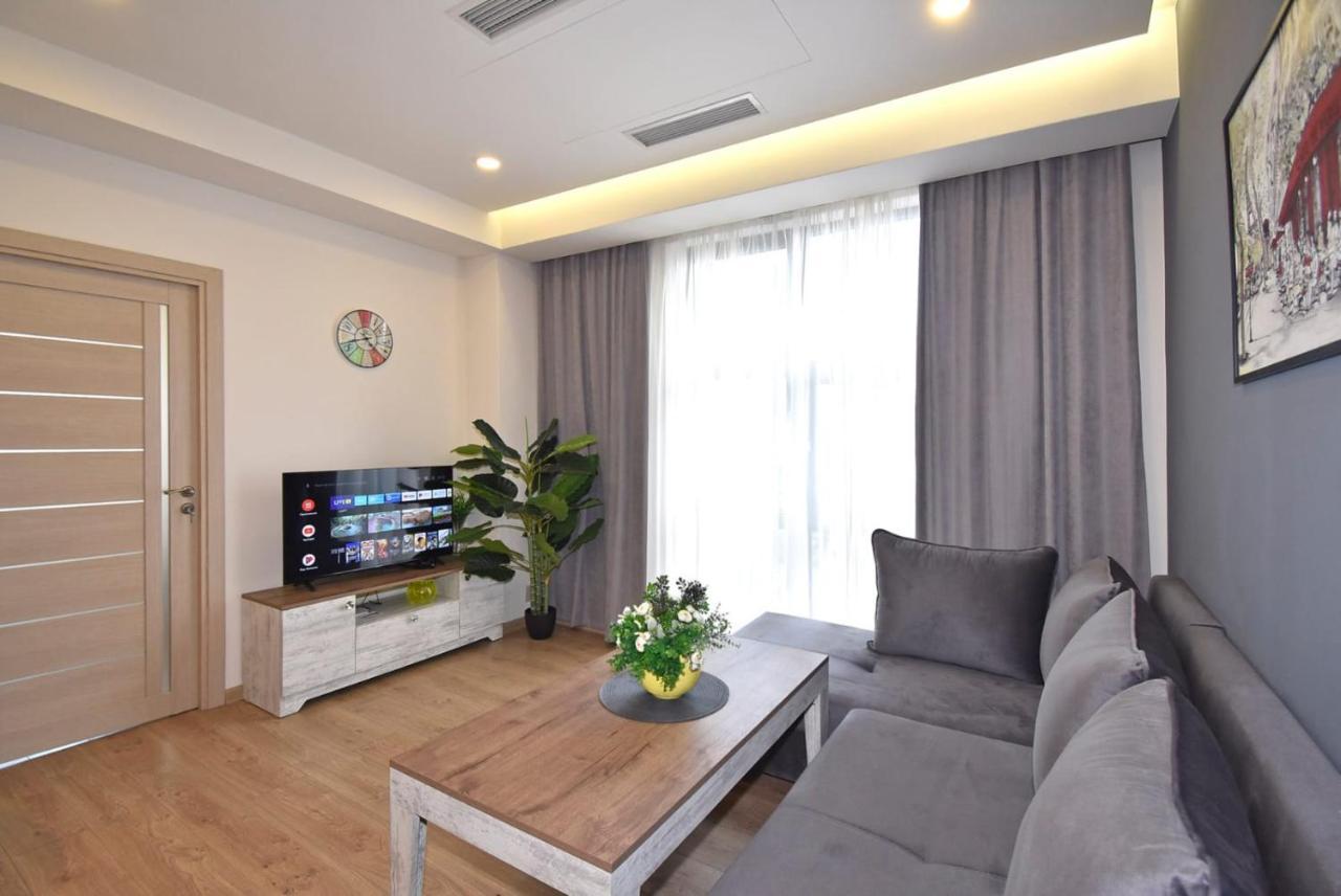 Home4You City Center Apartments エレバン エクステリア 写真
