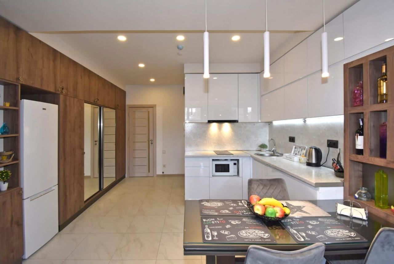 Home4You City Center Apartments エレバン エクステリア 写真