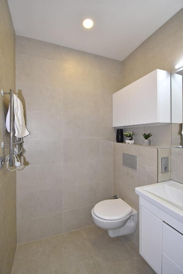 Home4You City Center Apartments エレバン エクステリア 写真