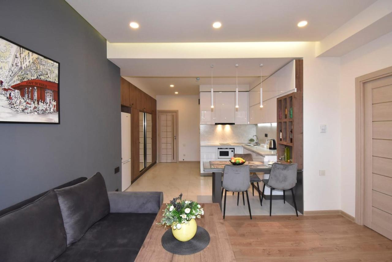 Home4You City Center Apartments エレバン エクステリア 写真