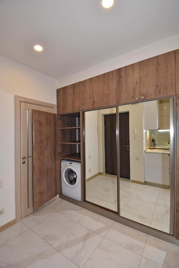 Home4You City Center Apartments エレバン エクステリア 写真