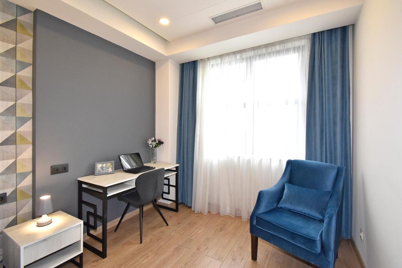 Home4You City Center Apartments エレバン エクステリア 写真