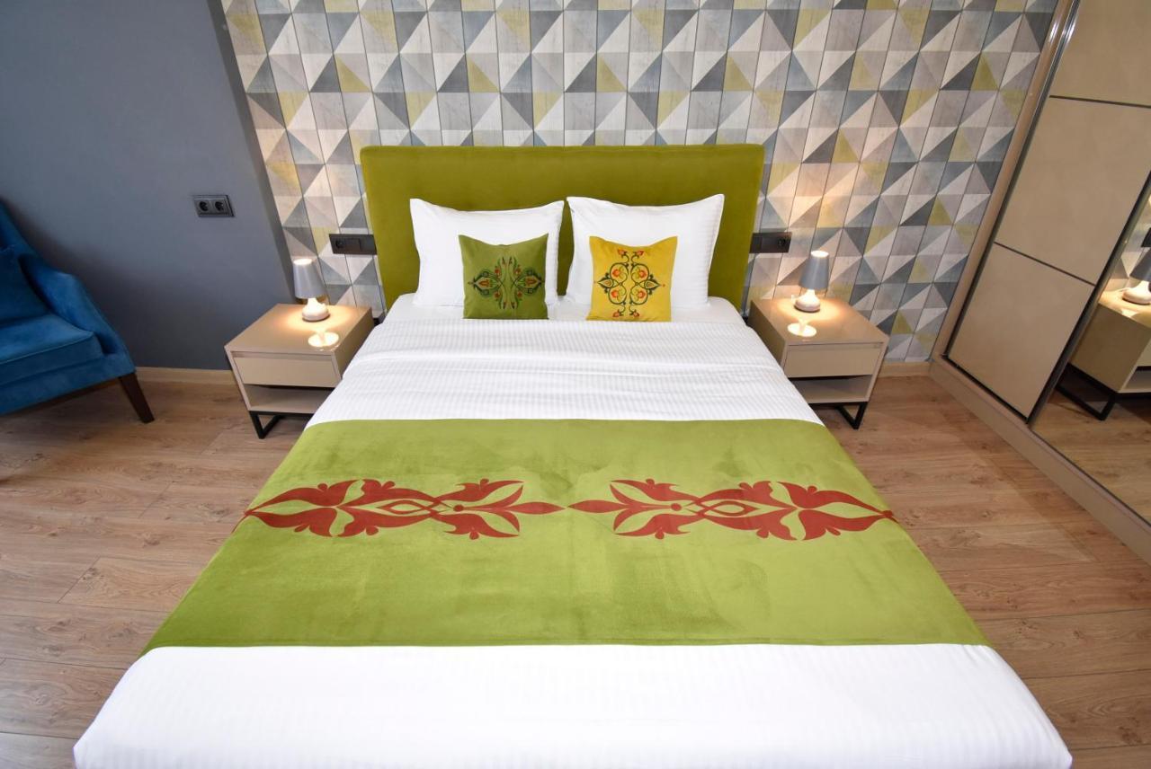 Home4You City Center Apartments エレバン エクステリア 写真
